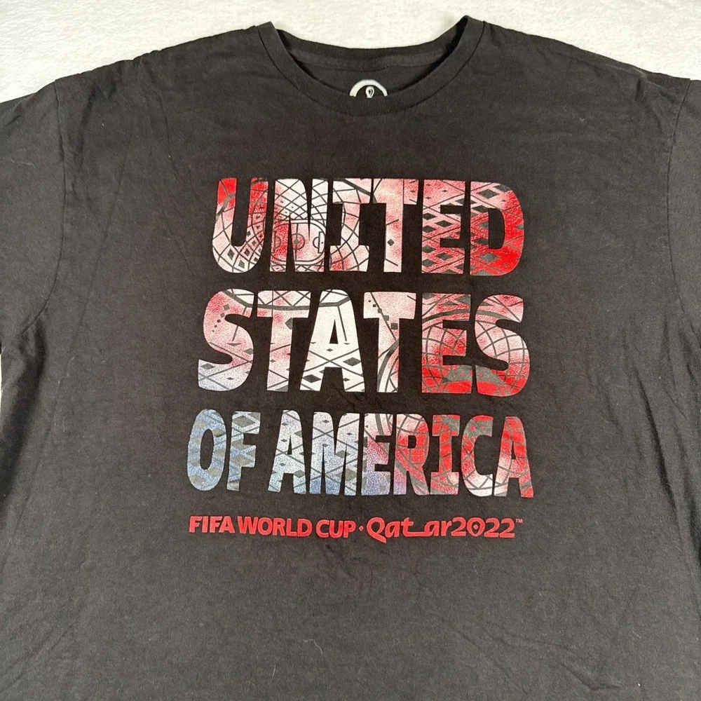 Authentic FIFA World Cup Qatar 2022 USA Activewear T-shirt Men's XL Black/ Red